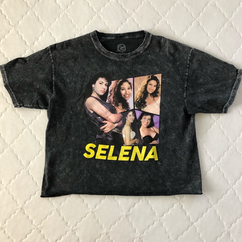 Selena Quintanilla Forever 21 Crop Tshirt Black